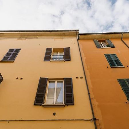 Suite In Via Del Pratello Bologna Ngoại thất bức ảnh