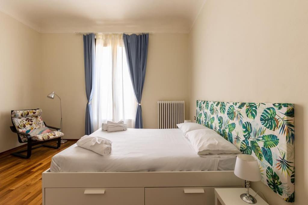 Suite In Via Del Pratello Bologna Ngoại thất bức ảnh