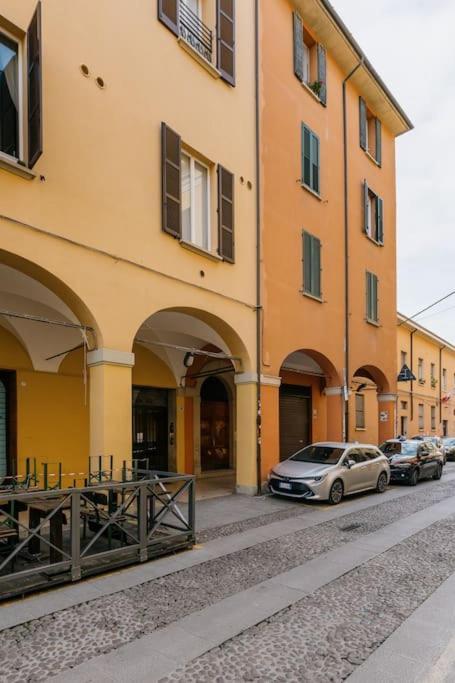 Suite In Via Del Pratello Bologna Ngoại thất bức ảnh