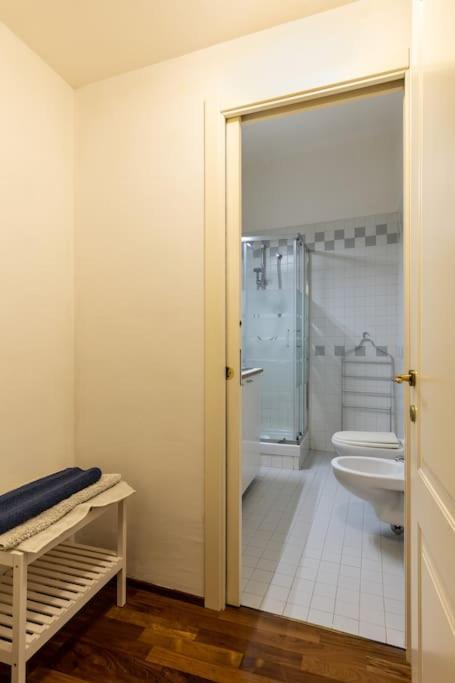 Suite In Via Del Pratello Bologna Ngoại thất bức ảnh