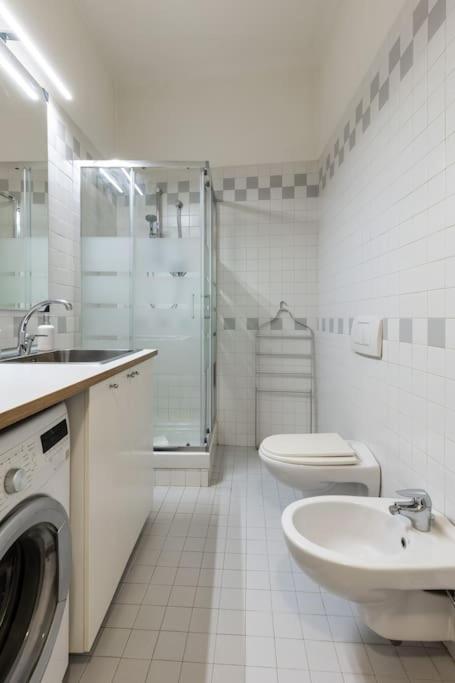 Suite In Via Del Pratello Bologna Ngoại thất bức ảnh